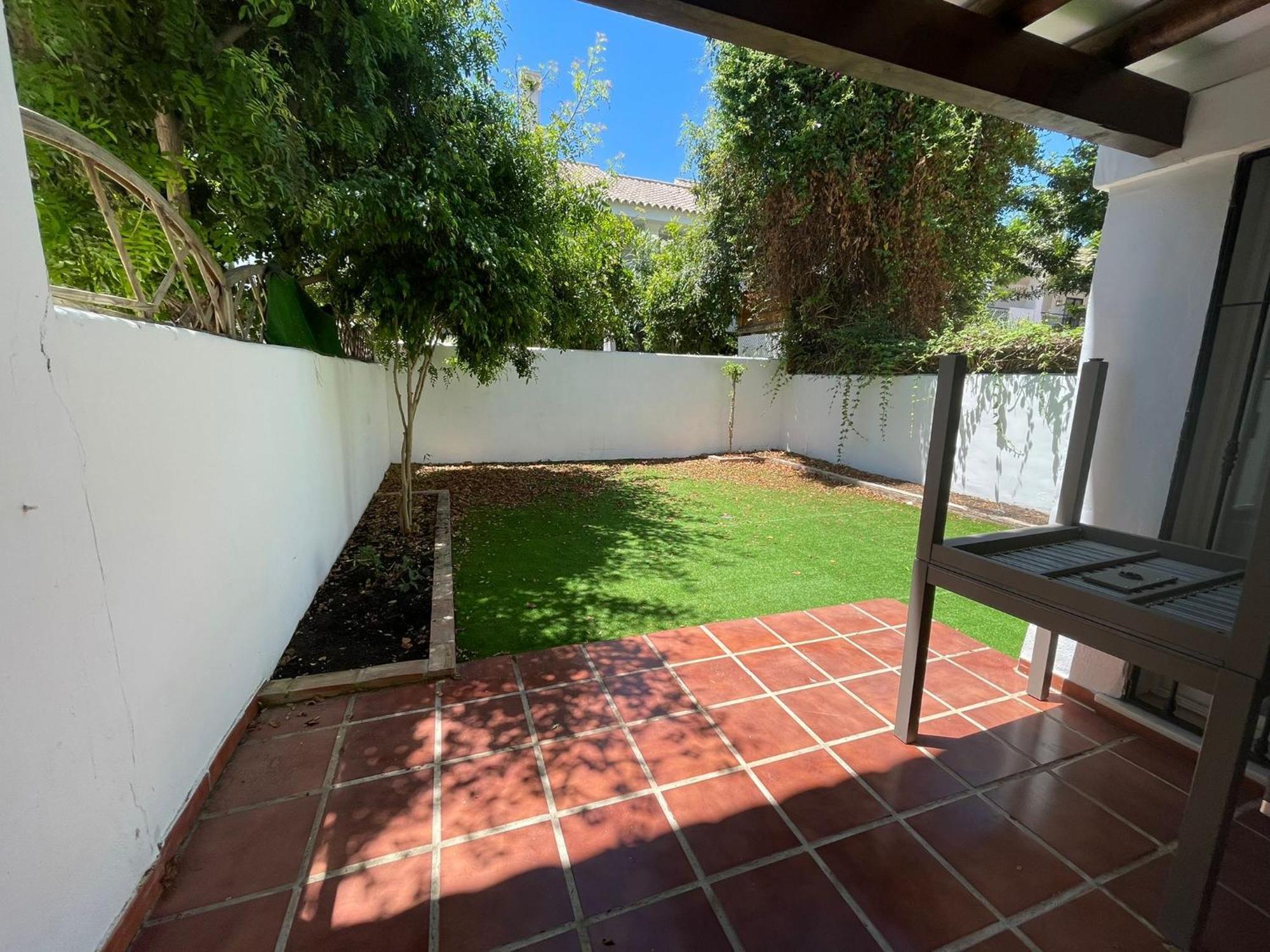 Apartamentos Naranjos Del Sol Marbella Bagian luar foto