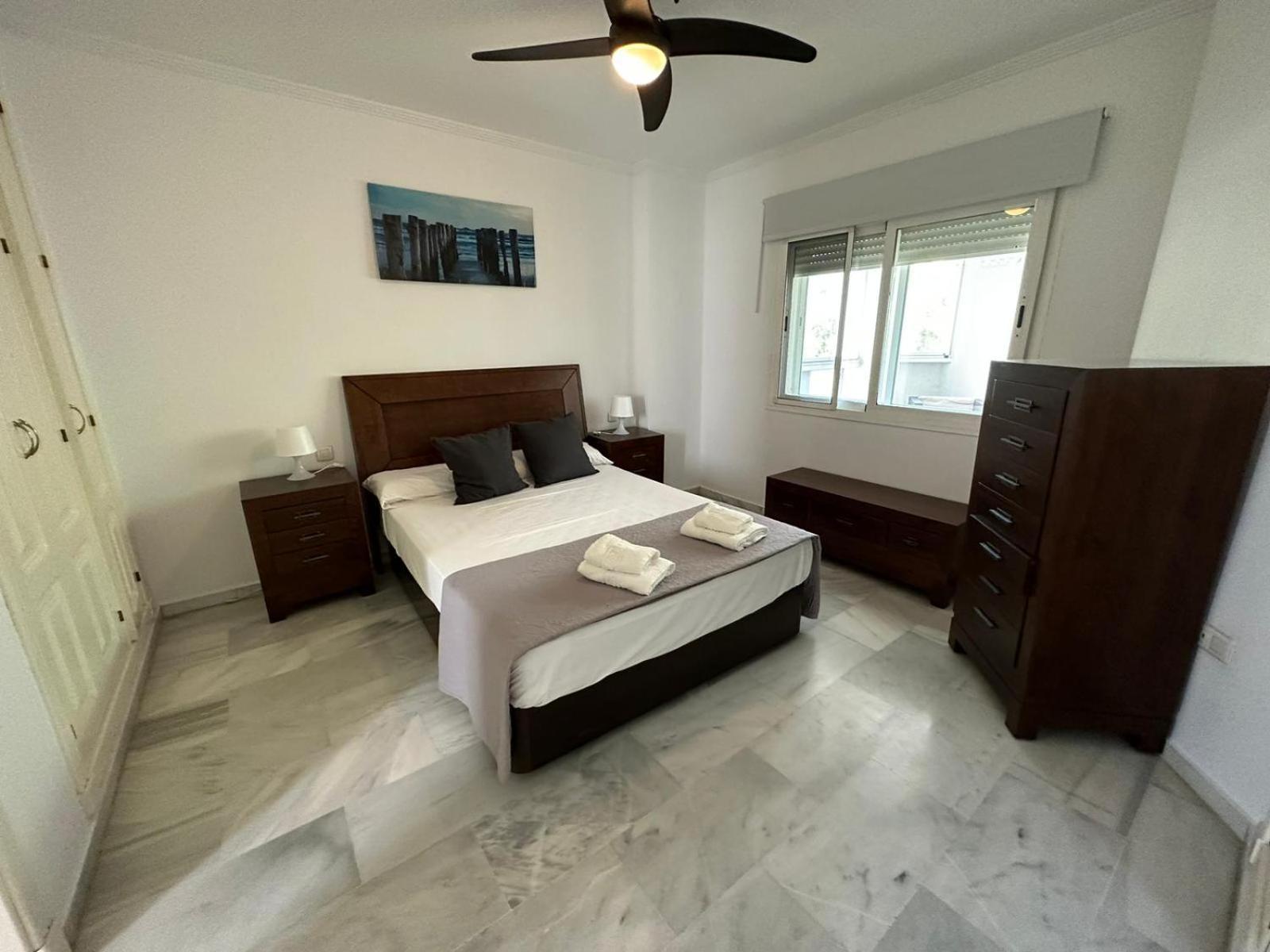 Apartamentos Naranjos Del Sol Marbella Bagian luar foto