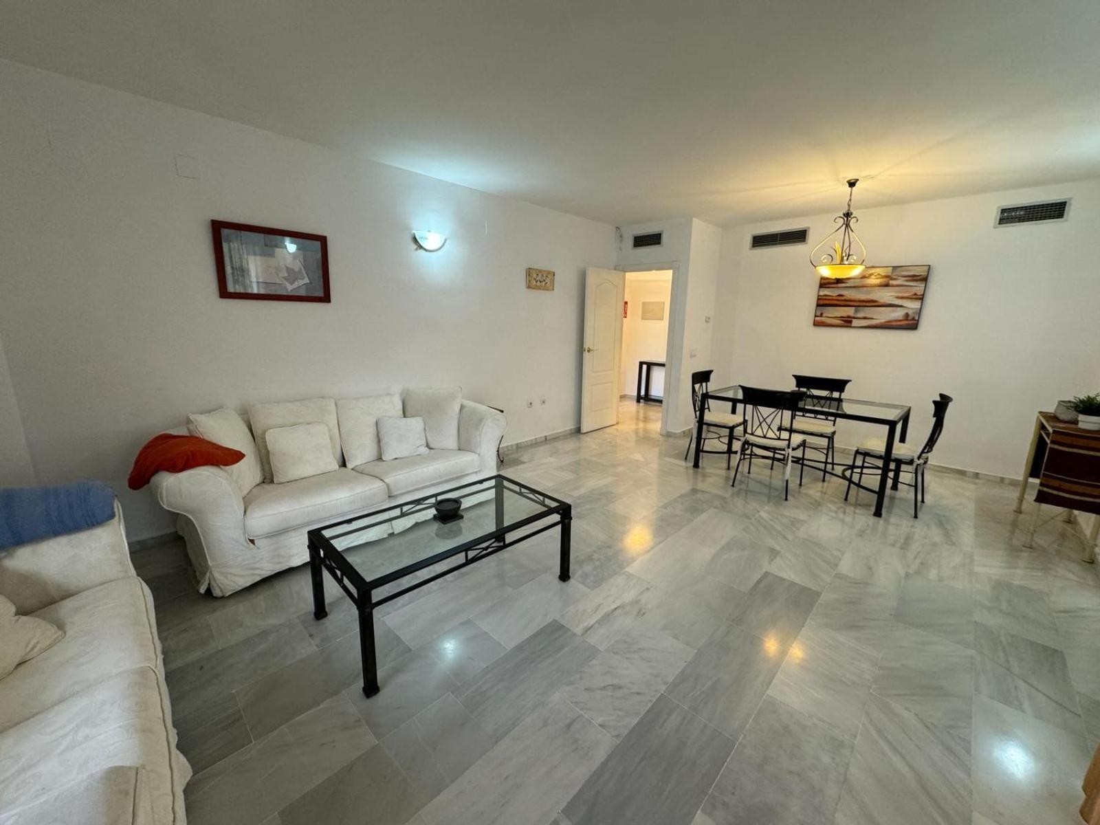 Apartamentos Naranjos Del Sol Marbella Bagian luar foto
