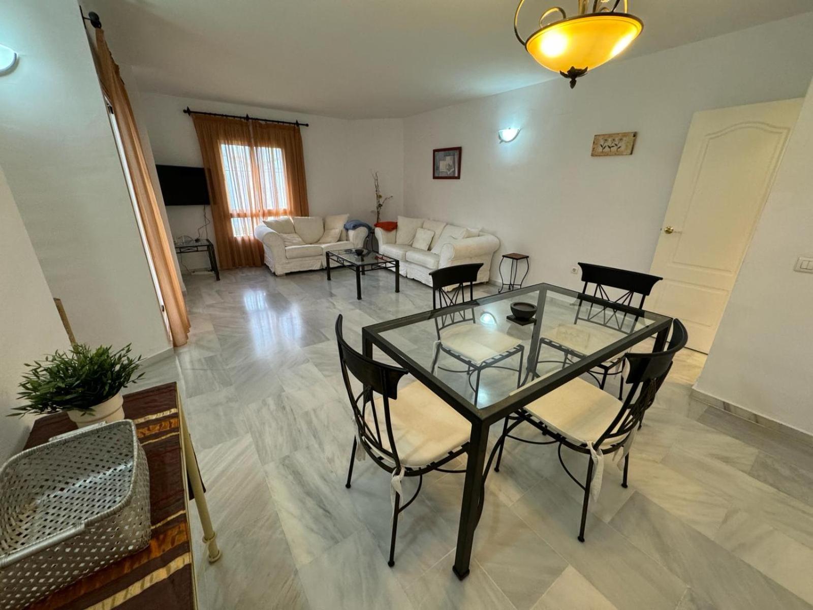 Apartamentos Naranjos Del Sol Marbella Bagian luar foto